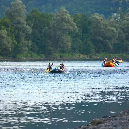 Apartment Paradiso 5 *